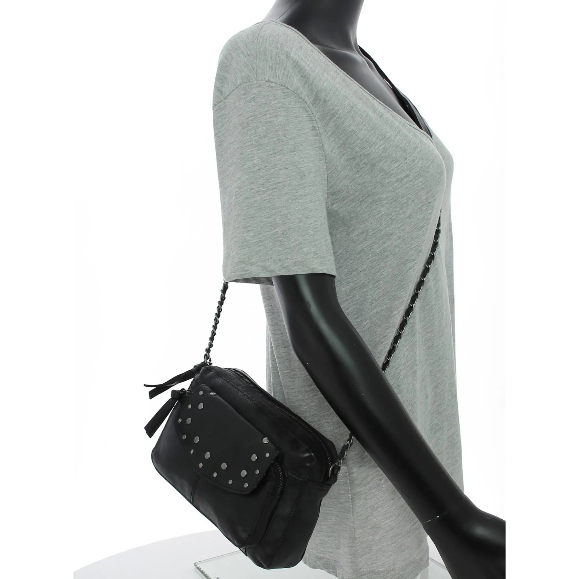 Pieces Sacs Bandoulière*Sac bandouliere Nadja poche cloutee Noir / Argent