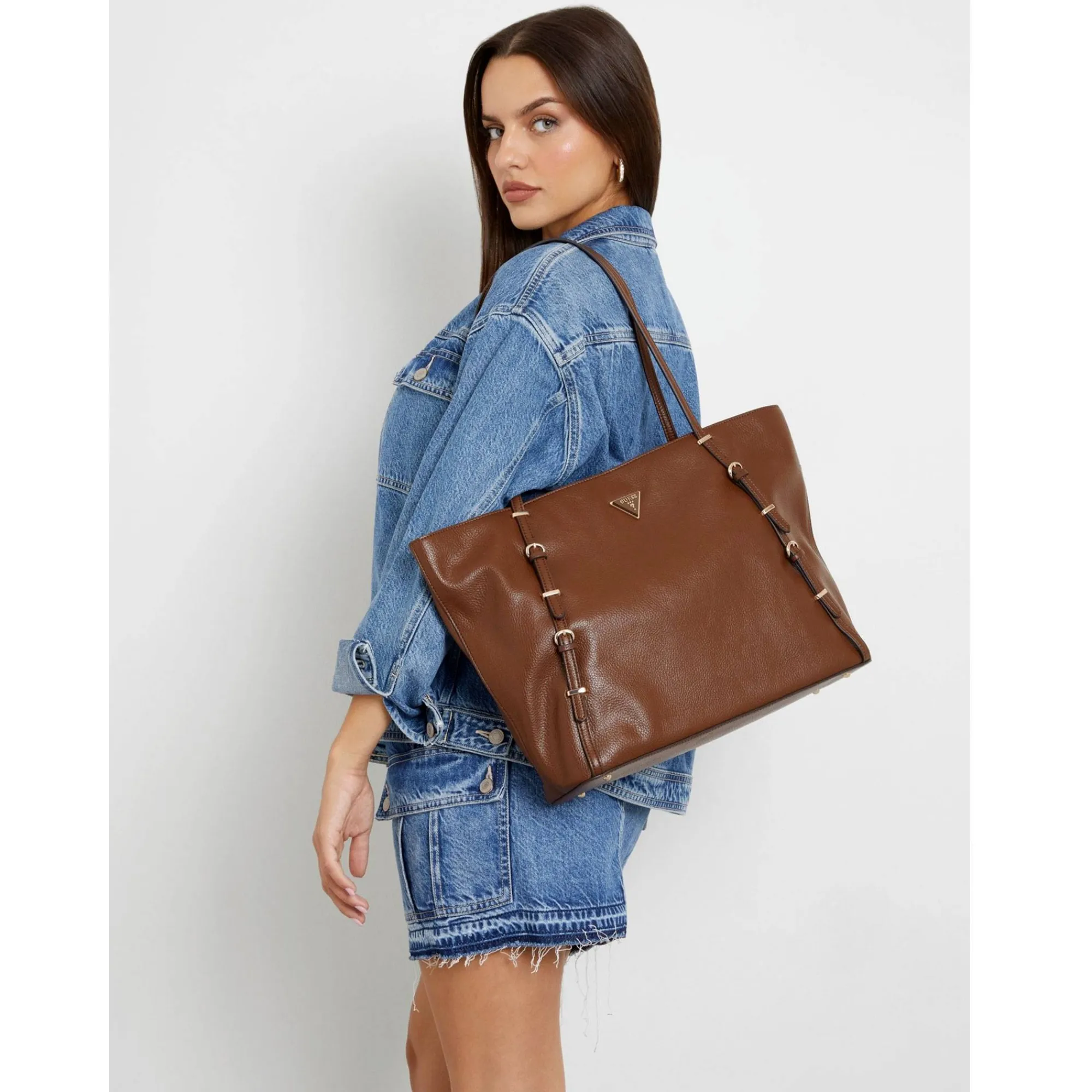 Guess Sacs Cabas*Sac cabas boucles Levia effet martele